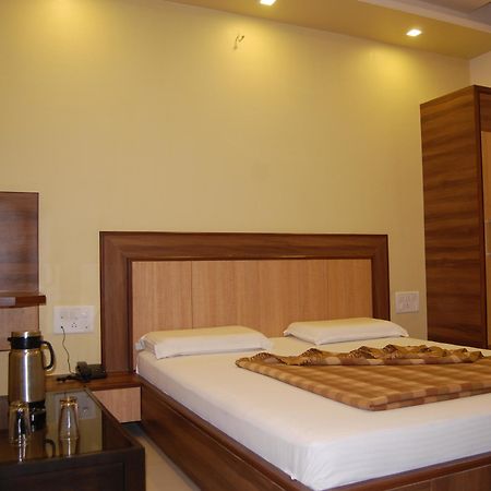 Hotel Shyam Villa Mount Abu Esterno foto