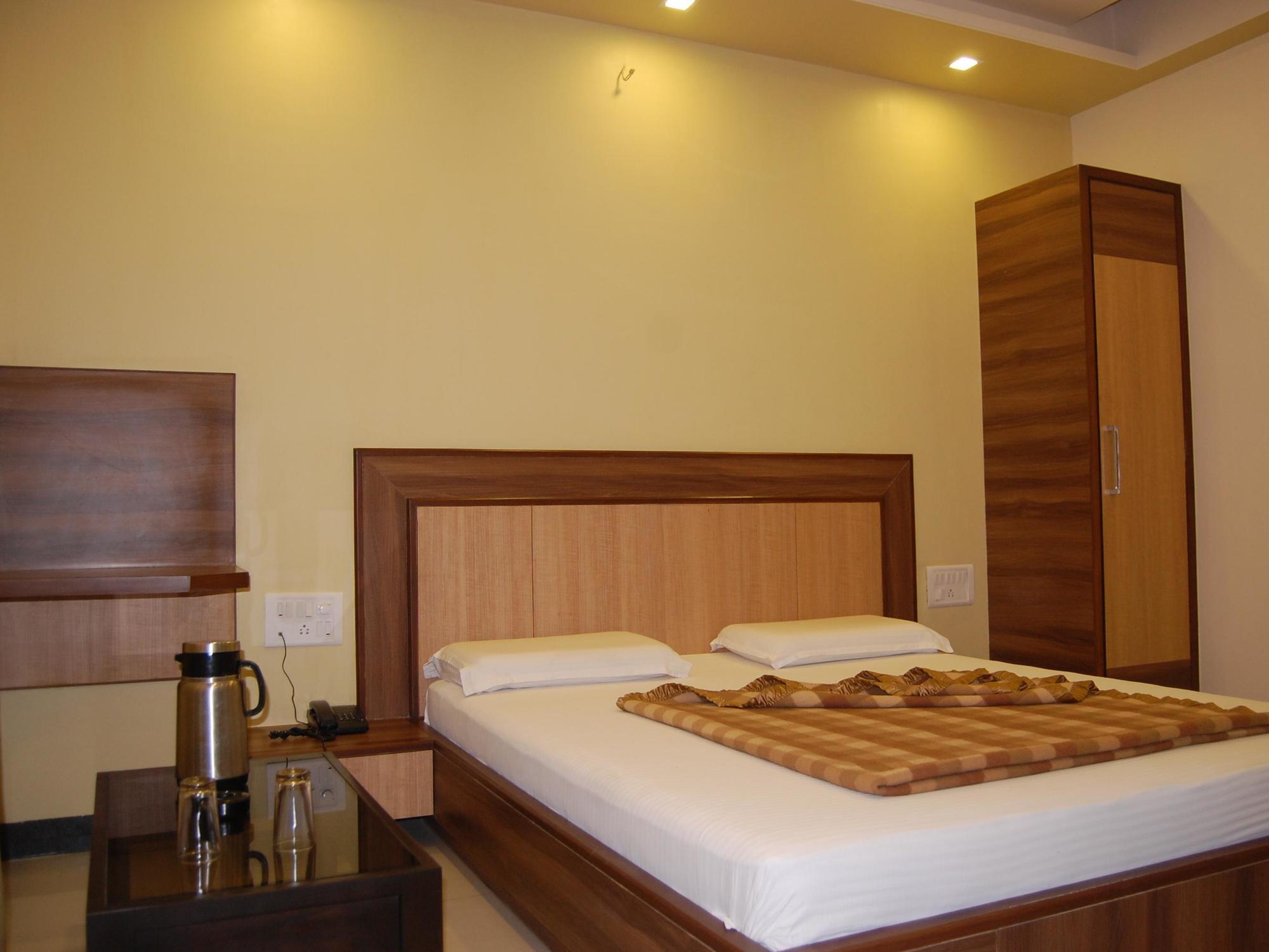 Hotel Shyam Villa Mount Abu Esterno foto